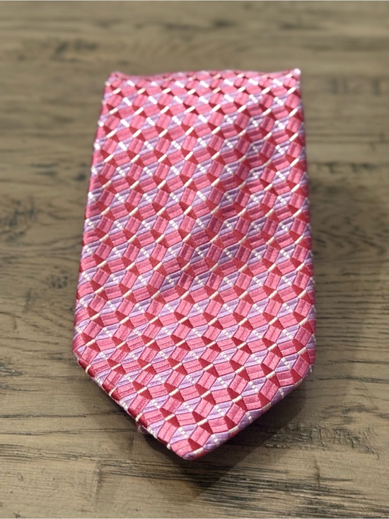 Ike Behar Other - Ike Behar Pink Geometric Pattern Tie